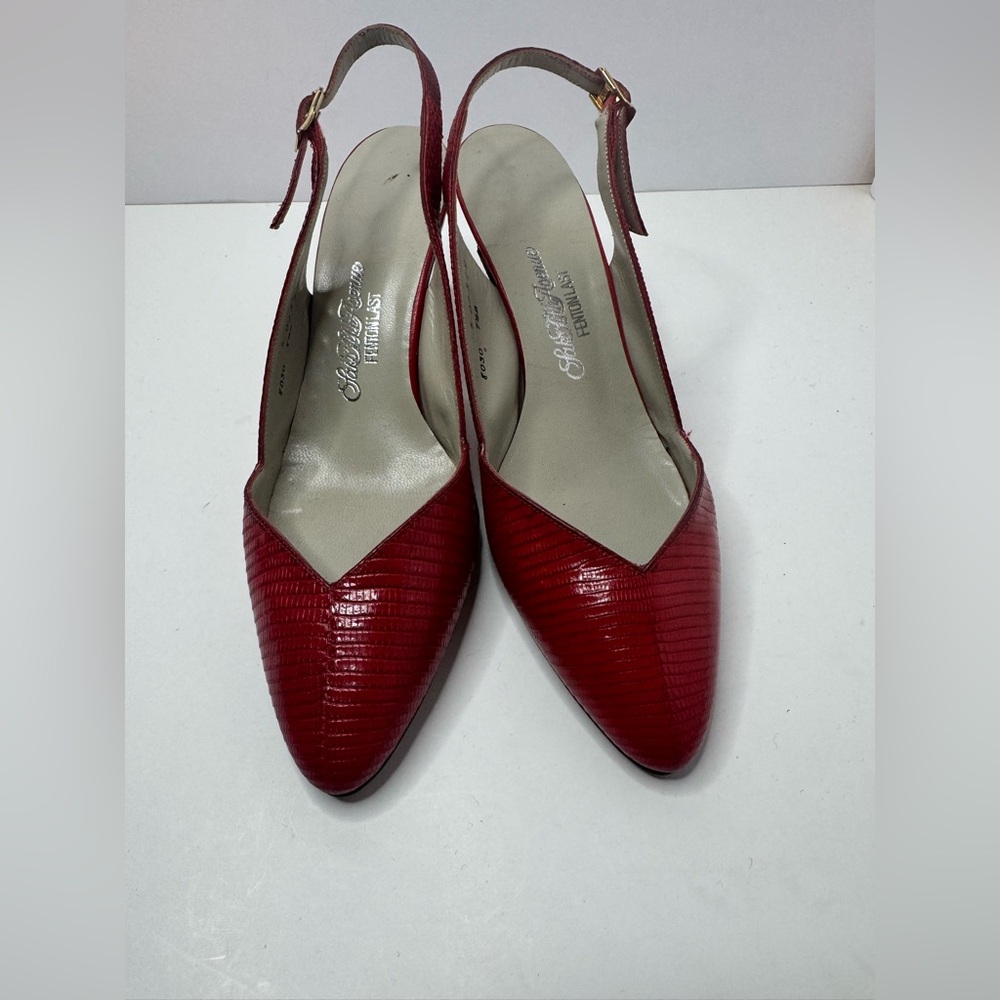 Saks Fifth Avenue Fenton Last Red Slingback Heels Size 7.5B